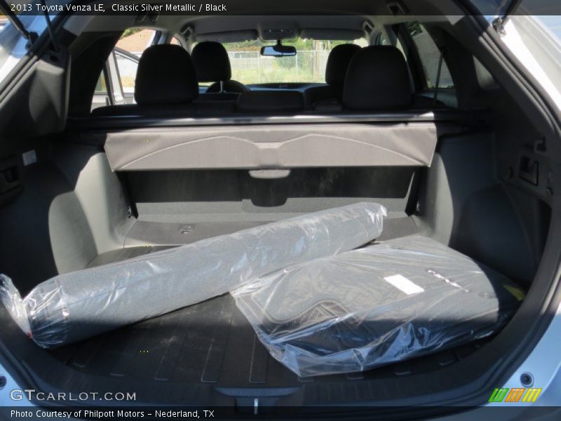 Classic Silver Metallic / Black 2013 Toyota Venza LE