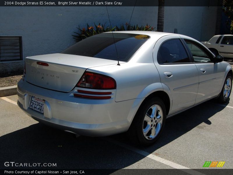Bright Silver Metallic / Dark Slate Gray 2004 Dodge Stratus ES Sedan