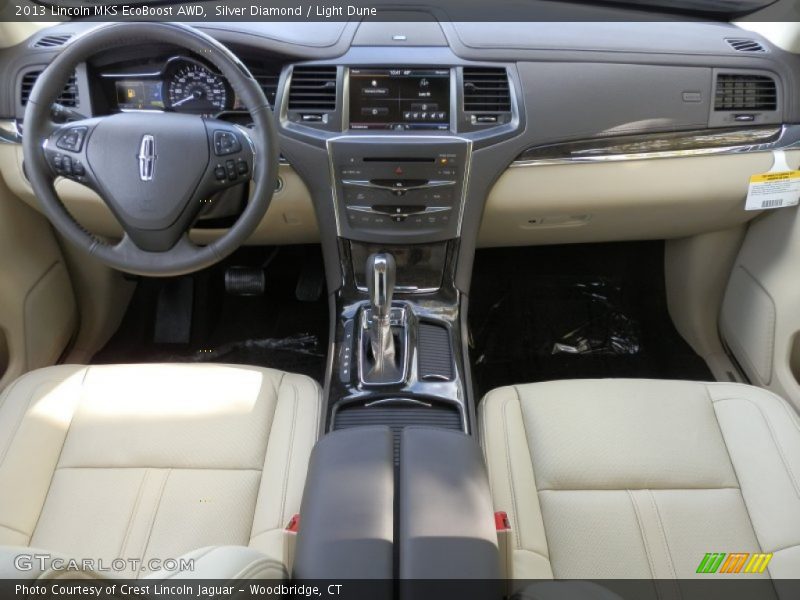 Dashboard of 2013 MKS EcoBoost AWD