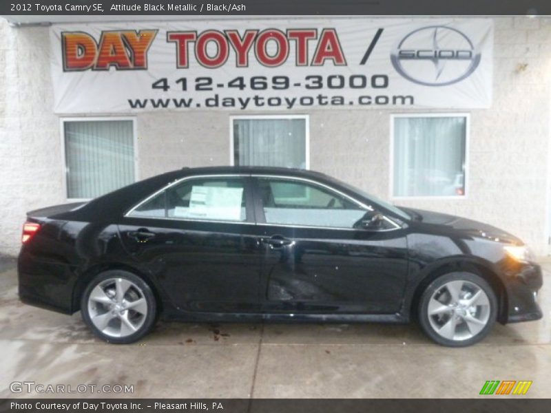 Attitude Black Metallic / Black/Ash 2012 Toyota Camry SE