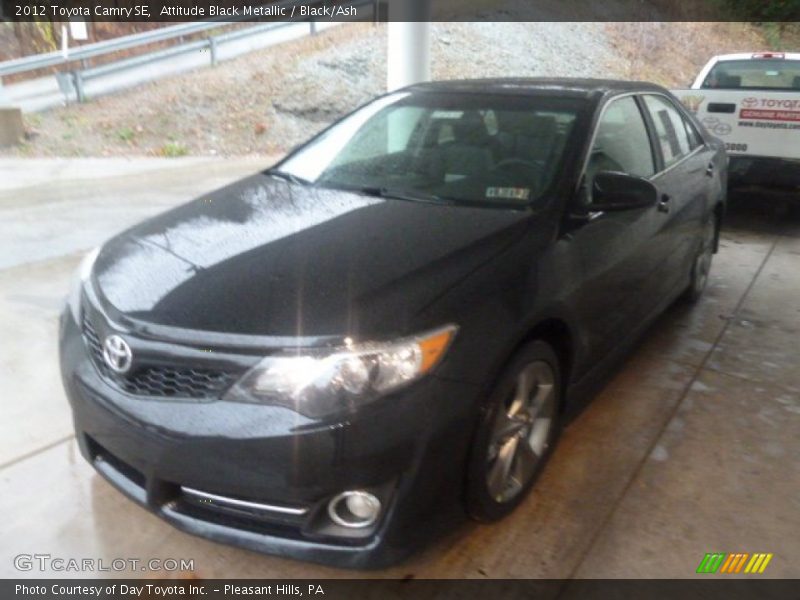 Attitude Black Metallic / Black/Ash 2012 Toyota Camry SE