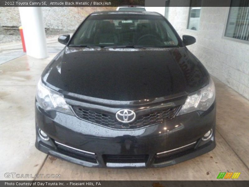 Attitude Black Metallic / Black/Ash 2012 Toyota Camry SE