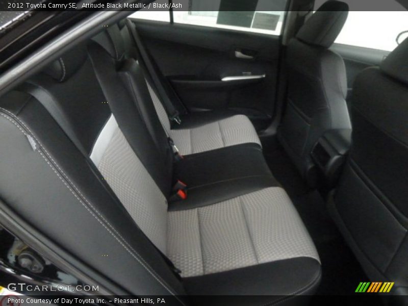 Attitude Black Metallic / Black/Ash 2012 Toyota Camry SE