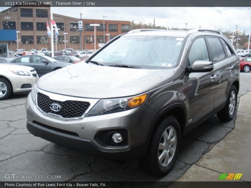Titanium Silver / Gray 2013 Kia Sorento LX AWD