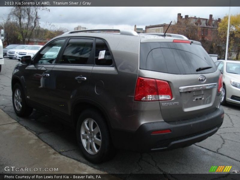Titanium Silver / Gray 2013 Kia Sorento LX AWD