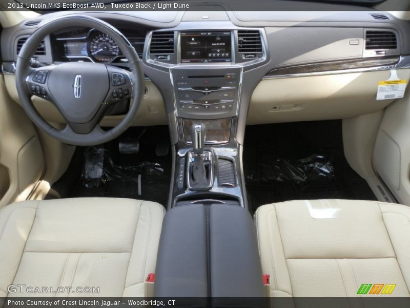 Dashboard of 2013 MKS EcoBoost AWD