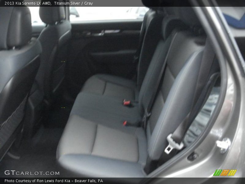 Titanium Silver / Gray 2013 Kia Sorento LX AWD