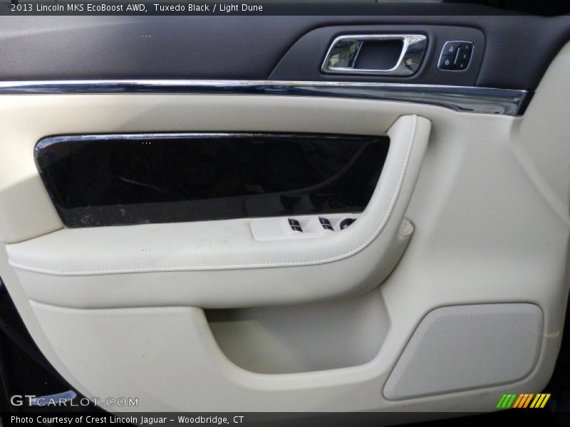Door Panel of 2013 MKS EcoBoost AWD
