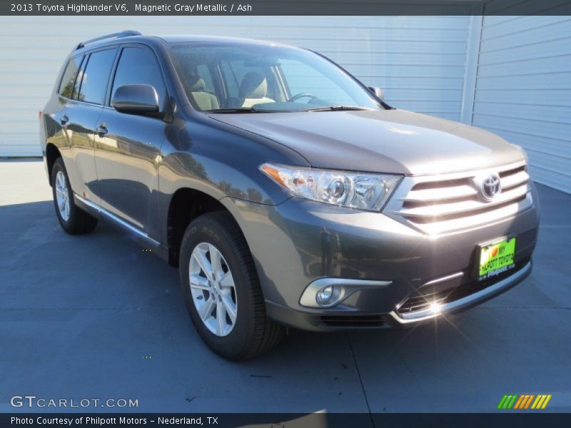 Magnetic Gray Metallic / Ash 2013 Toyota Highlander V6