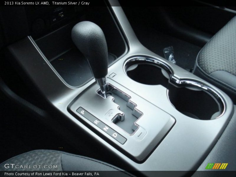 Titanium Silver / Gray 2013 Kia Sorento LX AWD