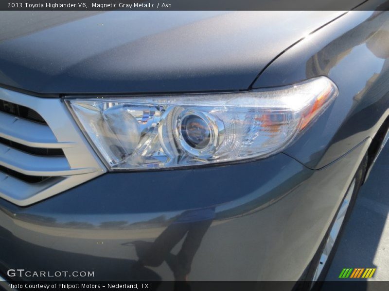 Magnetic Gray Metallic / Ash 2013 Toyota Highlander V6