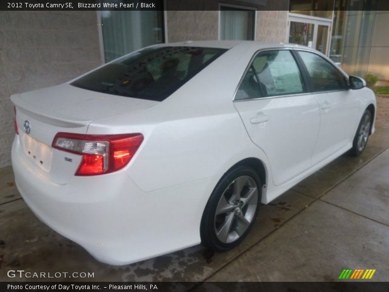 Blizzard White Pearl / Black 2012 Toyota Camry SE