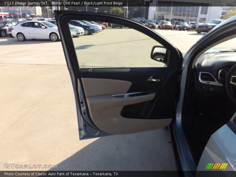 Winter Chill Pearl / Black/Light Frost Beige 2013 Dodge Journey SXT