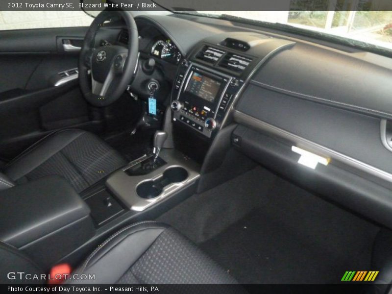 Blizzard White Pearl / Black 2012 Toyota Camry SE