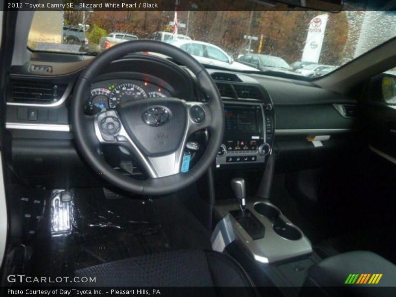 Blizzard White Pearl / Black 2012 Toyota Camry SE