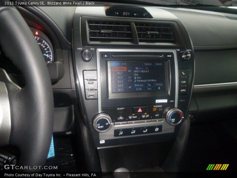 Blizzard White Pearl / Black 2012 Toyota Camry SE