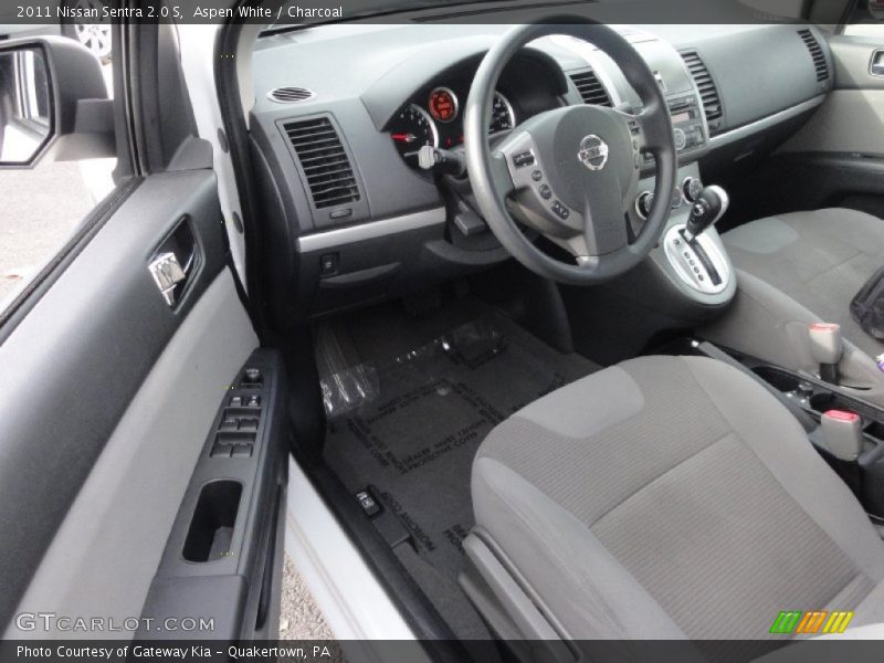 Aspen White / Charcoal 2011 Nissan Sentra 2.0 S