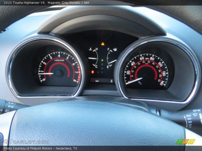 Magnetic Gray Metallic / Ash 2013 Toyota Highlander V6