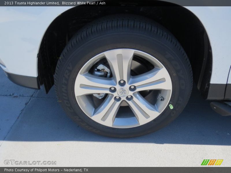Blizzard White Pearl / Ash 2013 Toyota Highlander Limited