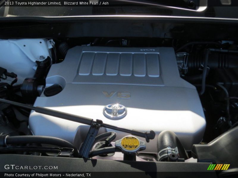 Blizzard White Pearl / Ash 2013 Toyota Highlander Limited
