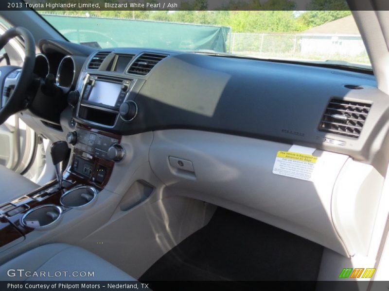 Blizzard White Pearl / Ash 2013 Toyota Highlander Limited