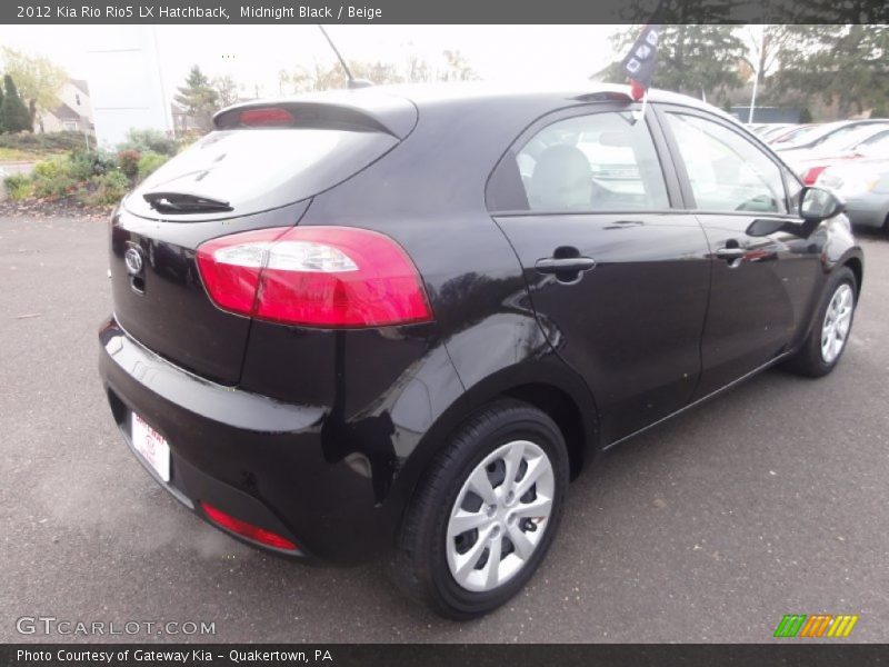 Midnight Black / Beige 2012 Kia Rio Rio5 LX Hatchback