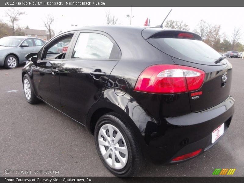 Midnight Black / Beige 2012 Kia Rio Rio5 LX Hatchback
