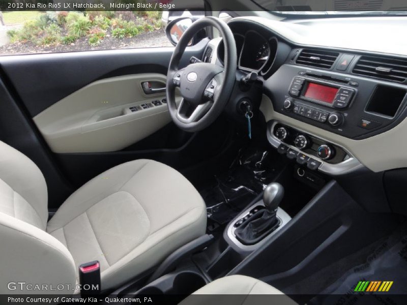 Midnight Black / Beige 2012 Kia Rio Rio5 LX Hatchback