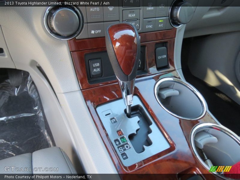 Blizzard White Pearl / Ash 2013 Toyota Highlander Limited
