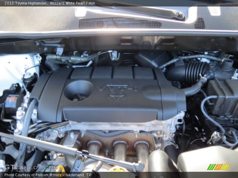 Blizzard White Pearl / Ash 2013 Toyota Highlander