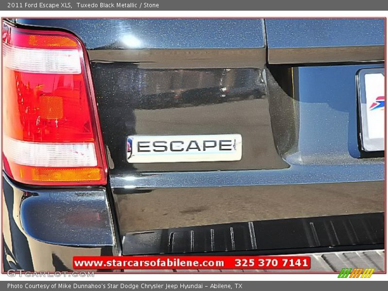 Tuxedo Black Metallic / Stone 2011 Ford Escape XLS