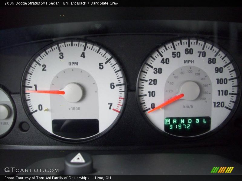 Brilliant Black / Dark Slate Grey 2006 Dodge Stratus SXT Sedan