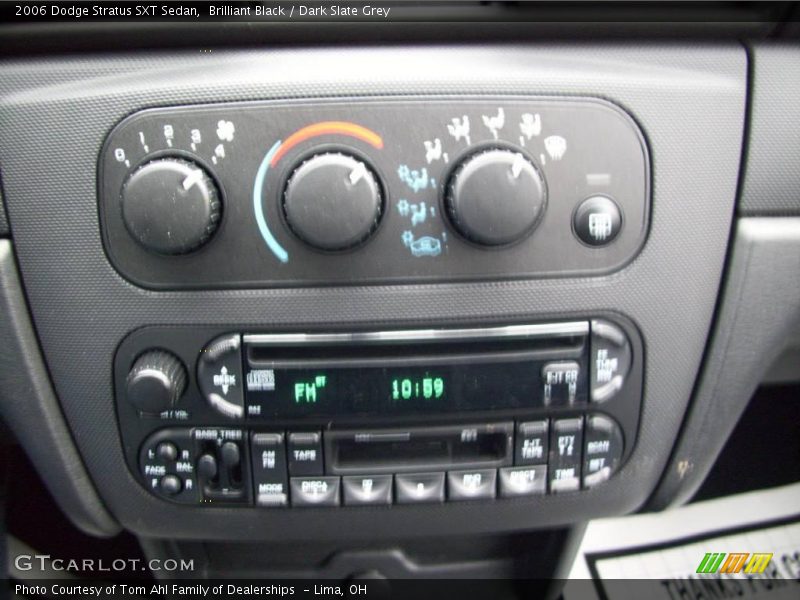 Brilliant Black / Dark Slate Grey 2006 Dodge Stratus SXT Sedan