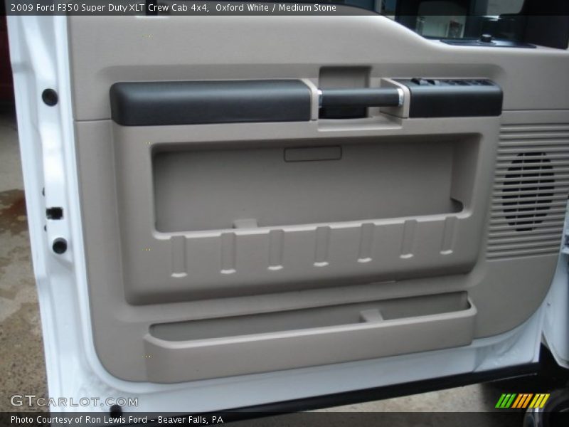 Oxford White / Medium Stone 2009 Ford F350 Super Duty XLT Crew Cab 4x4