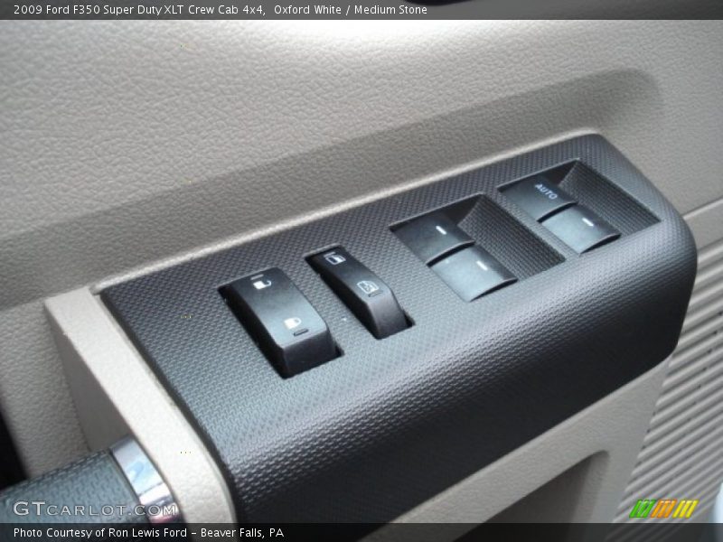 Oxford White / Medium Stone 2009 Ford F350 Super Duty XLT Crew Cab 4x4