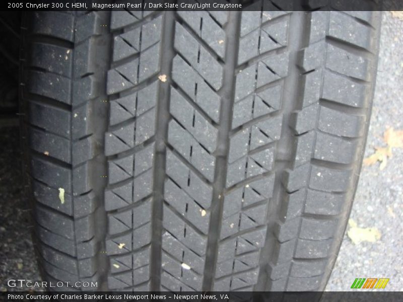 Magnesium Pearl / Dark Slate Gray/Light Graystone 2005 Chrysler 300 C HEMI