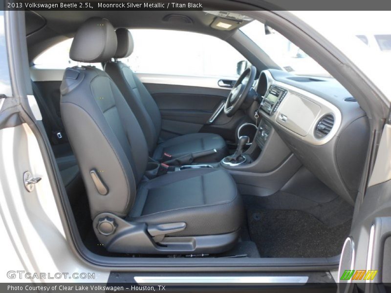 Moonrock Silver Metallic / Titan Black 2013 Volkswagen Beetle 2.5L