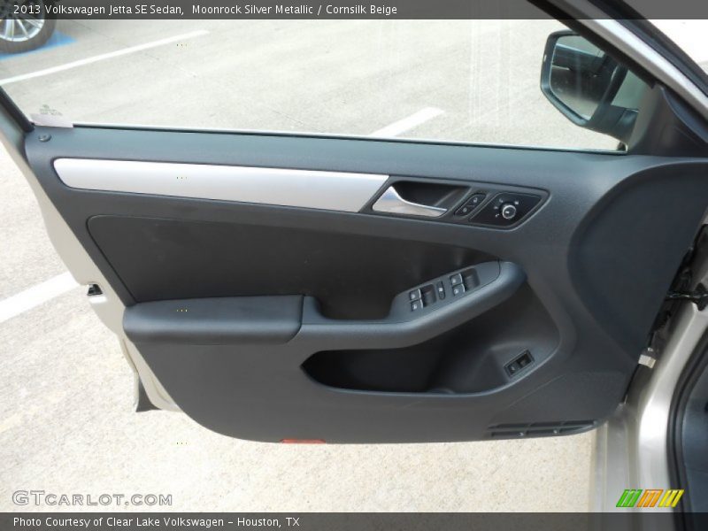 Moonrock Silver Metallic / Cornsilk Beige 2013 Volkswagen Jetta SE Sedan