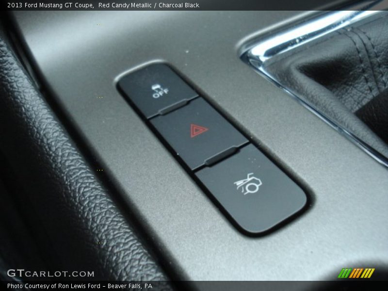 Controls of 2013 Mustang GT Coupe