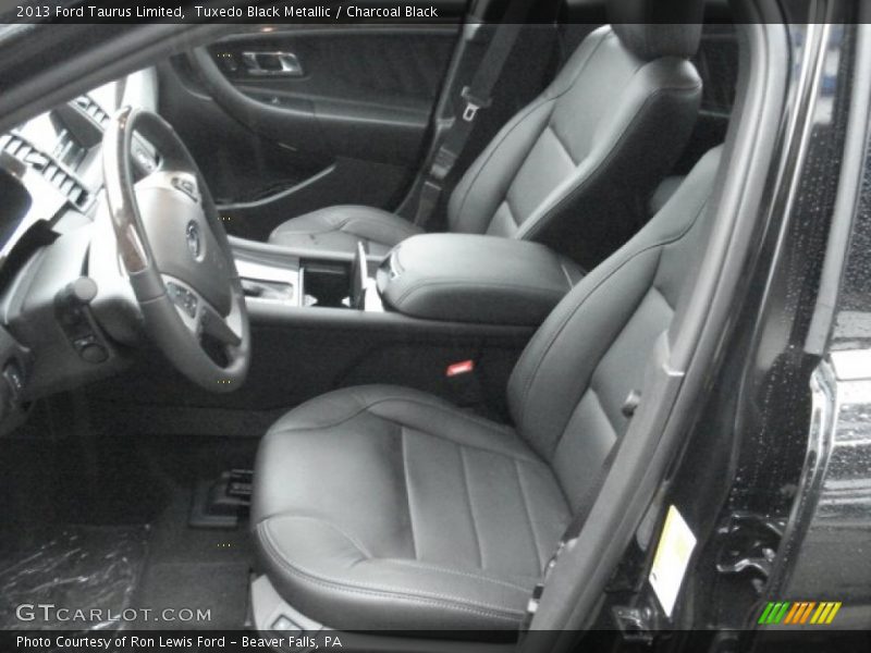 Tuxedo Black Metallic / Charcoal Black 2013 Ford Taurus Limited