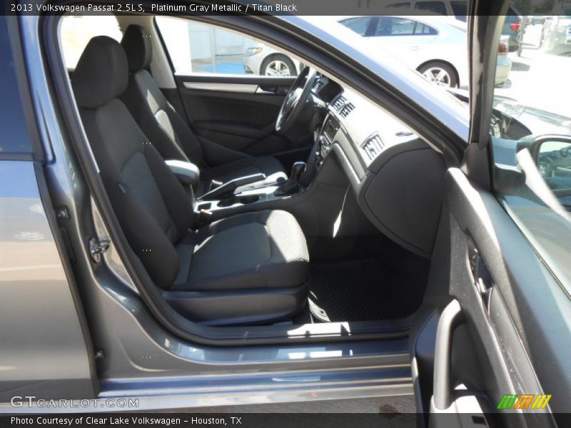 Platinum Gray Metallic / Titan Black 2013 Volkswagen Passat 2.5L S