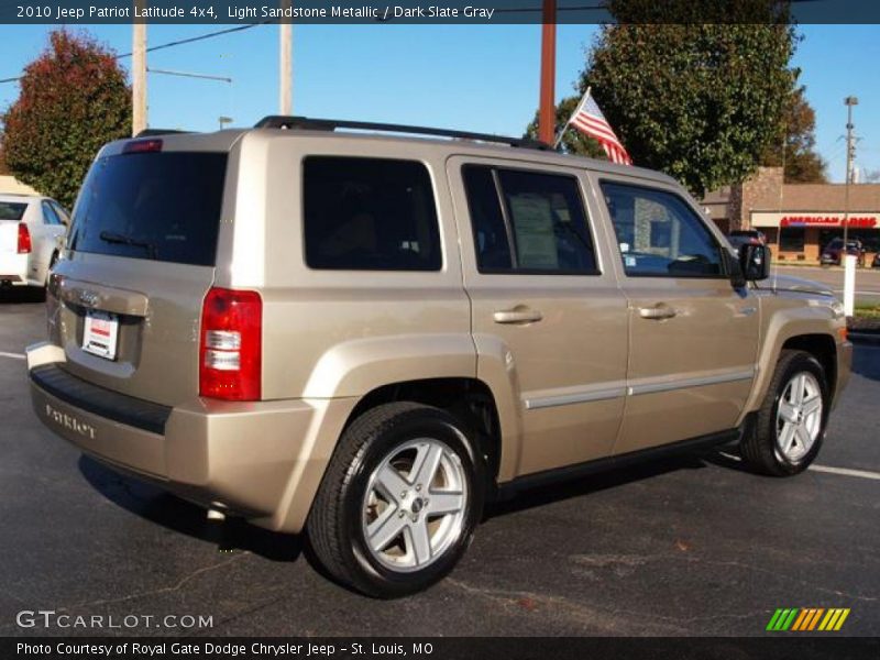 Light Sandstone Metallic / Dark Slate Gray 2010 Jeep Patriot Latitude 4x4