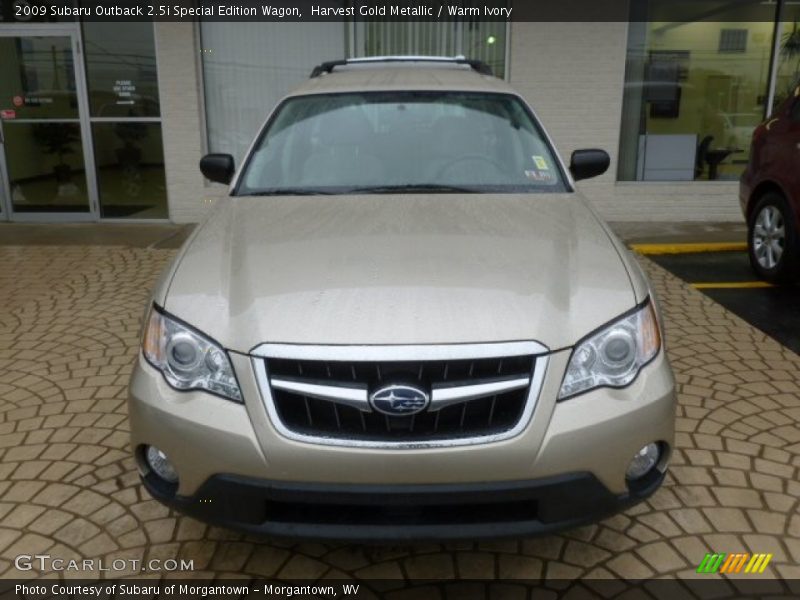 Harvest Gold Metallic / Warm Ivory 2009 Subaru Outback 2.5i Special Edition Wagon