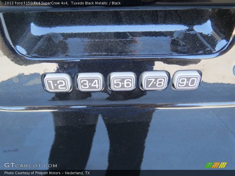 Tuxedo Black Metallic / Black 2013 Ford F150 FX4 SuperCrew 4x4