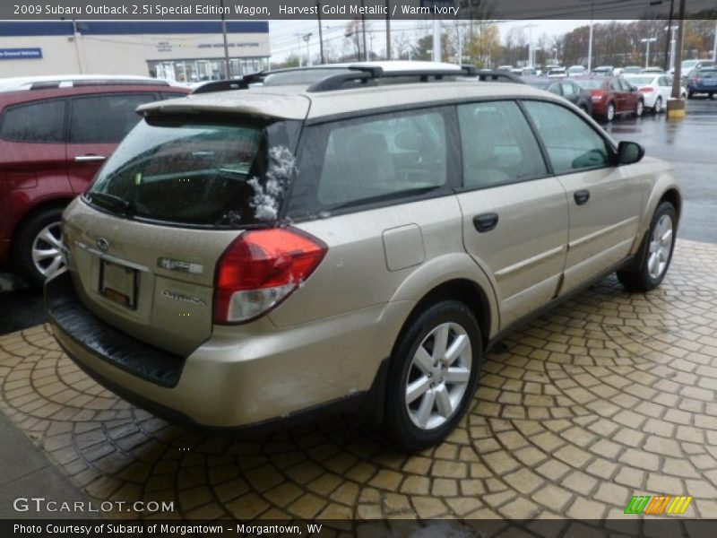 Harvest Gold Metallic / Warm Ivory 2009 Subaru Outback 2.5i Special Edition Wagon
