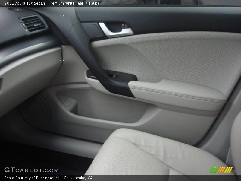 Premium White Pearl / Taupe 2011 Acura TSX Sedan