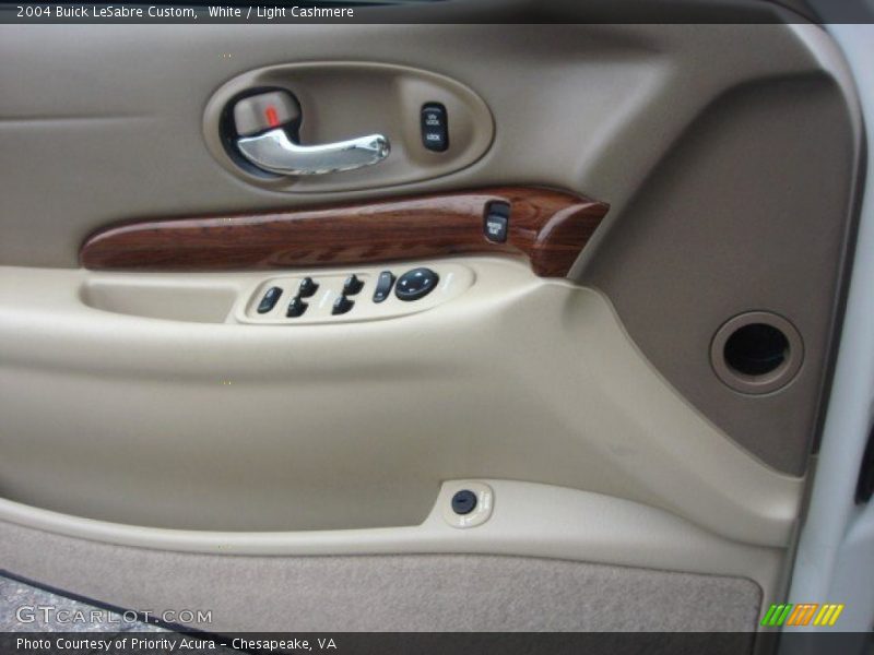 White / Light Cashmere 2004 Buick LeSabre Custom