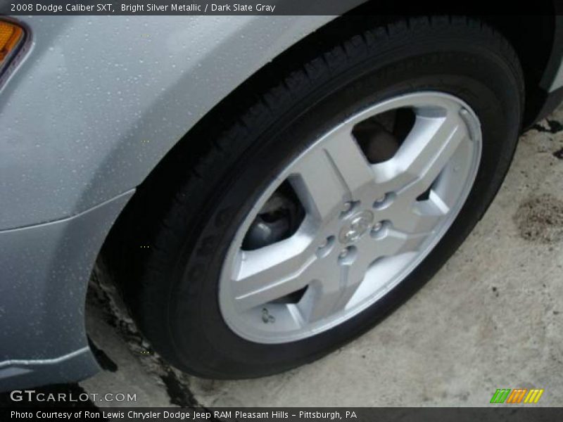 Bright Silver Metallic / Dark Slate Gray 2008 Dodge Caliber SXT