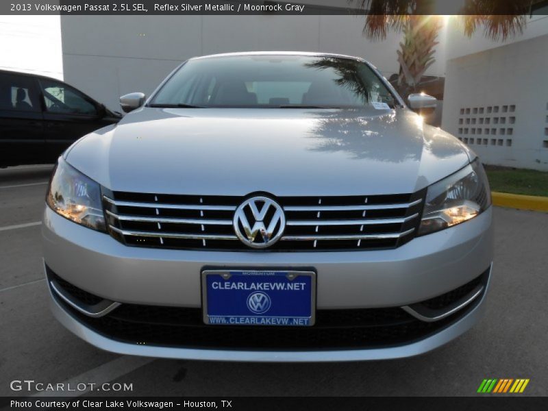 Reflex Silver Metallic / Moonrock Gray 2013 Volkswagen Passat 2.5L SEL