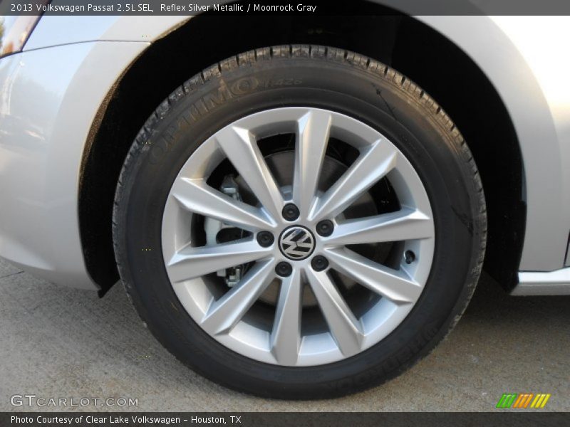 Reflex Silver Metallic / Moonrock Gray 2013 Volkswagen Passat 2.5L SEL